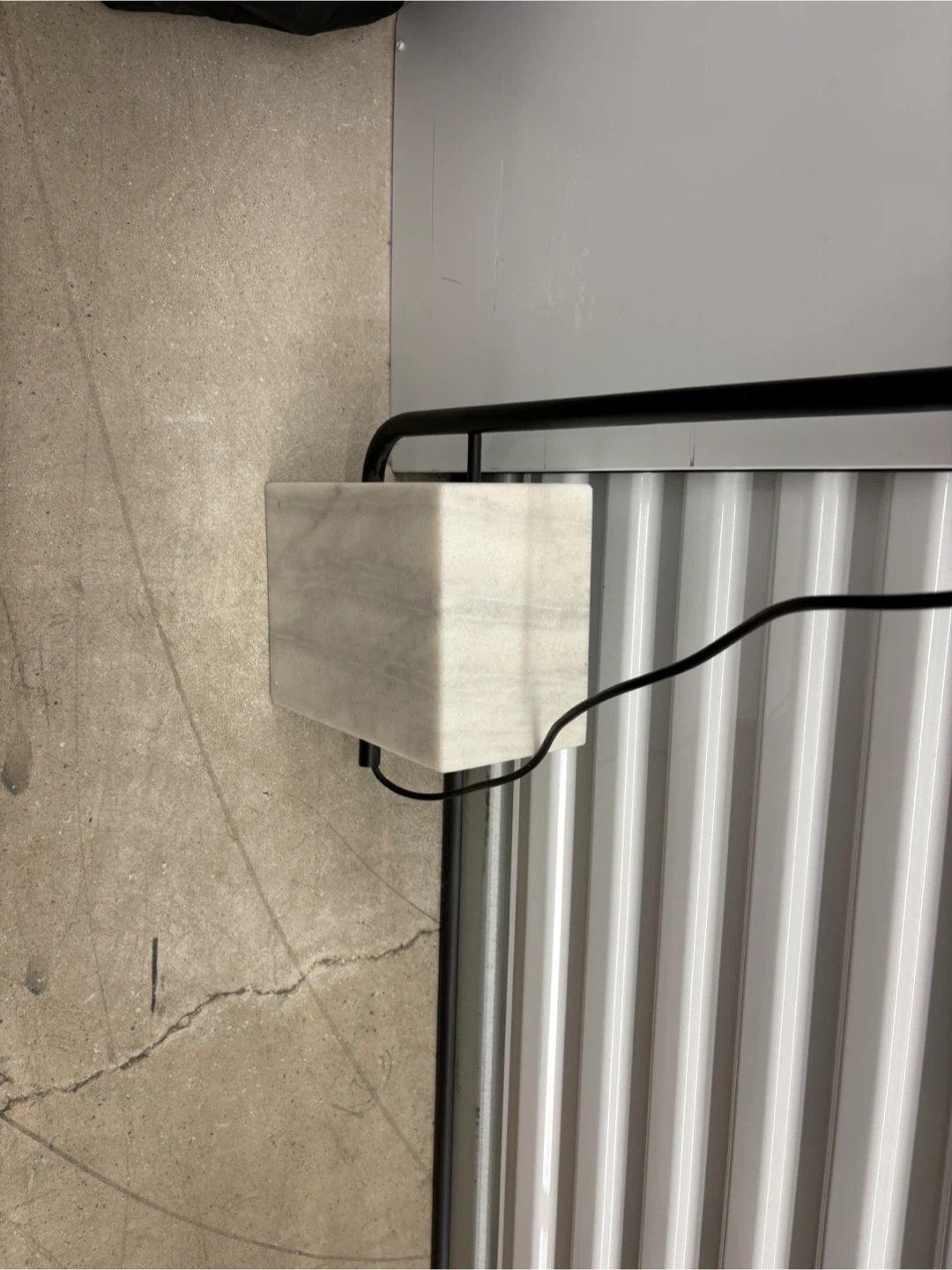 CB2 Black Floor Lamp with Marble Base - photo 2