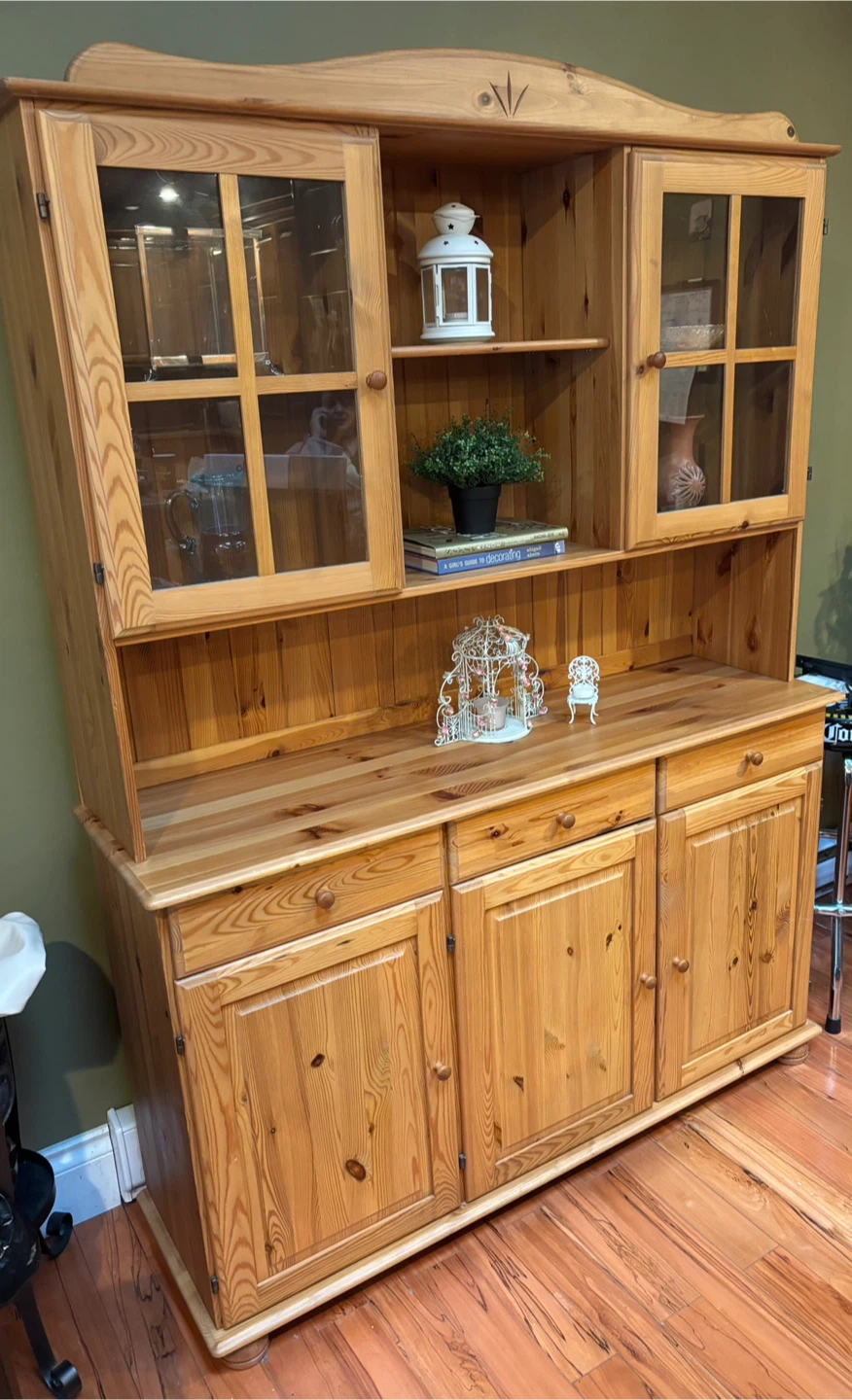 Rustic Country-Style Solid Wood Hutch - photo 3