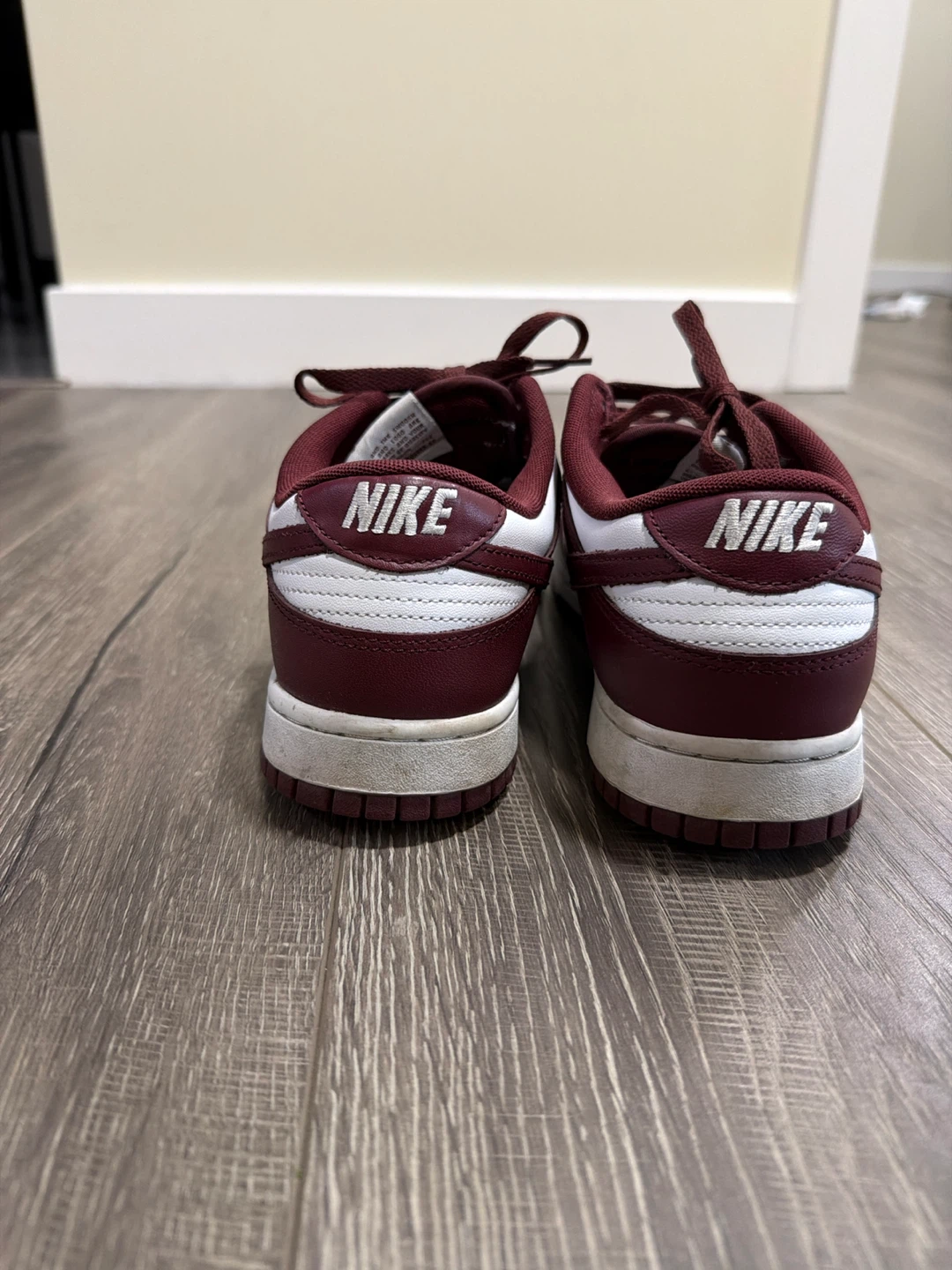Nike Dunk Low Retro red and white - photo 2
