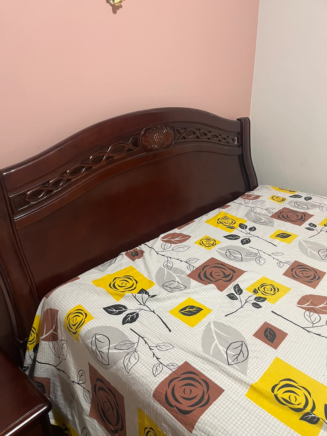 Wooden Bed Frame (Queen) - photo 2