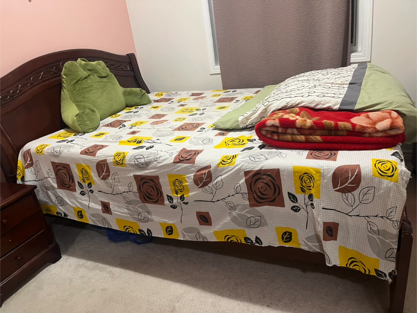 Wooden Bed Frame (Queen) - photo 5