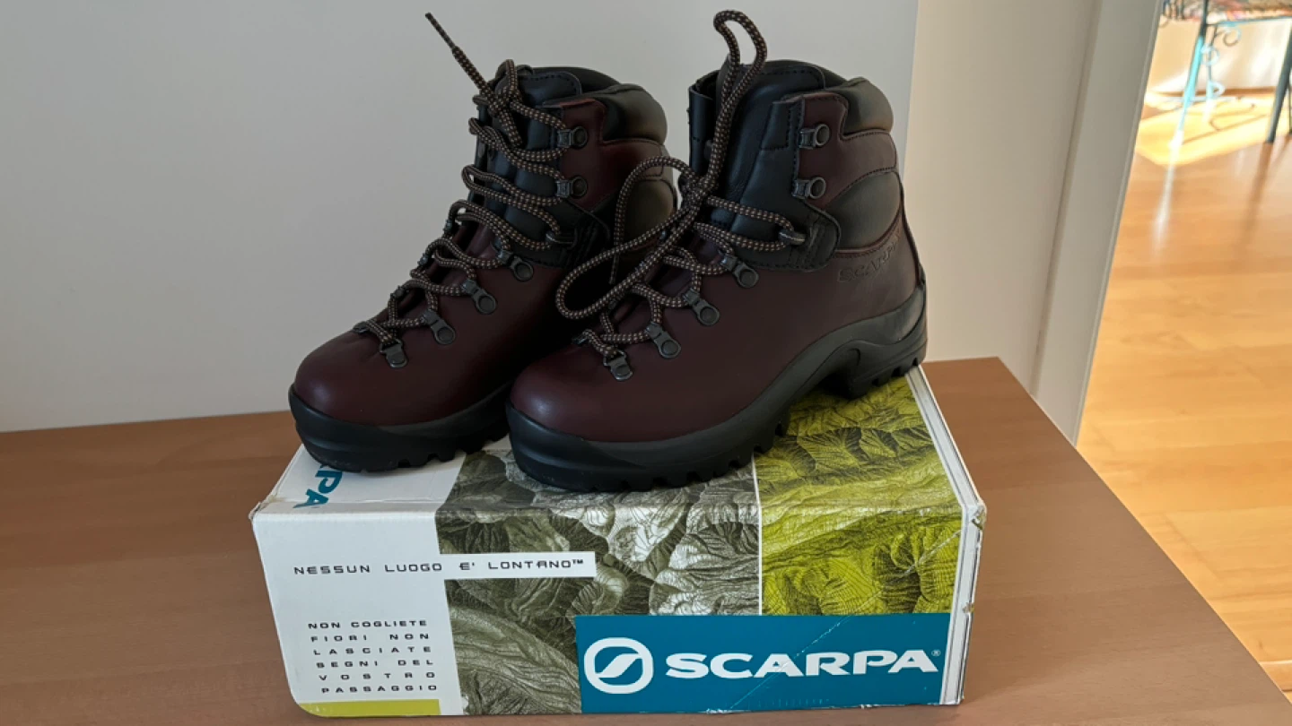 SCARPA Women's Hiking Boots Size 6.5