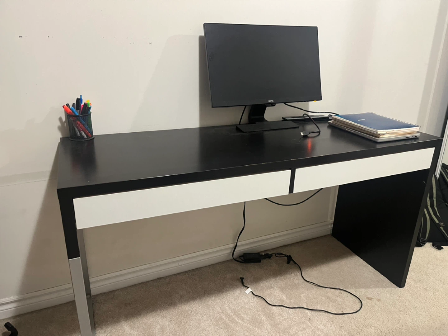 Black and White Desk with Two Drawers - photo 3