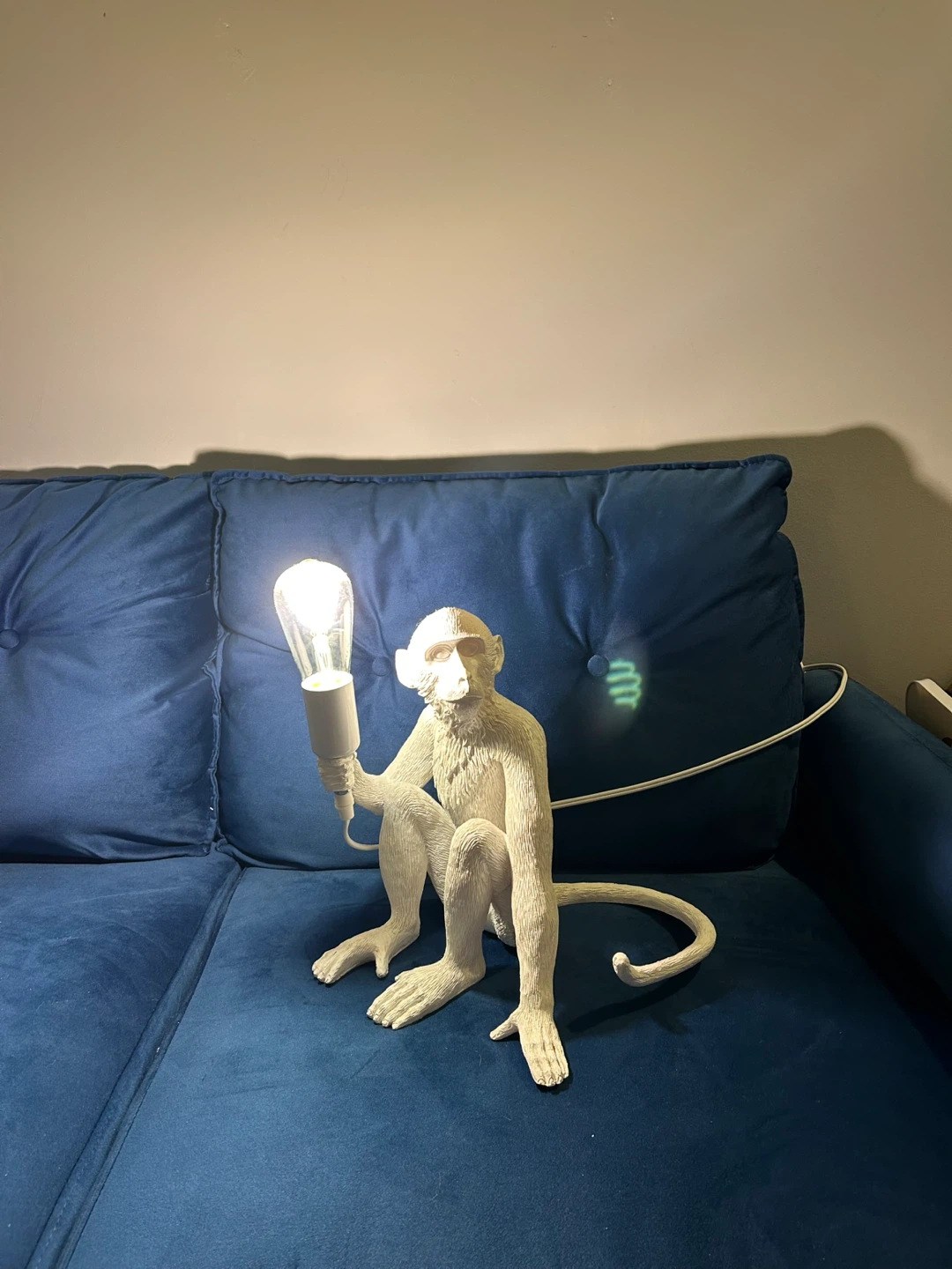 White Monkey Lamp - photo 2