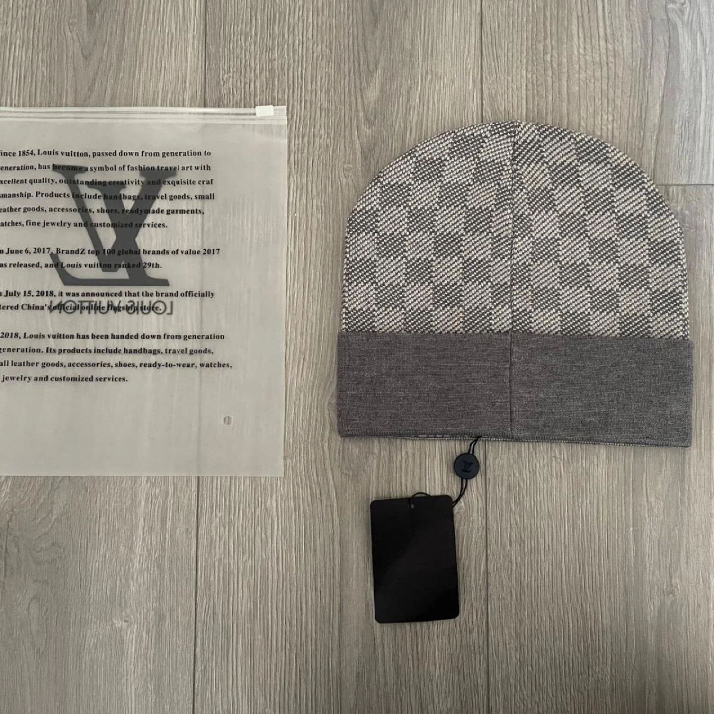Louis Vuitton Monogram Beanie Hat Grey - photo 2
