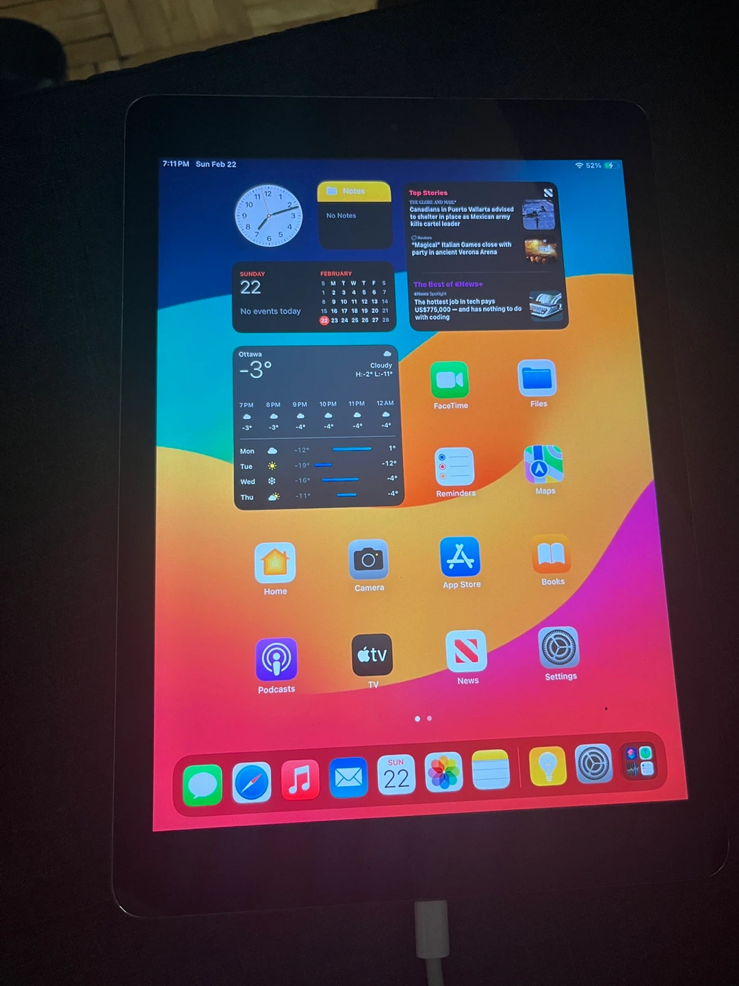 Apple iPad (6th generation) 32 GB, Silver - photo 3