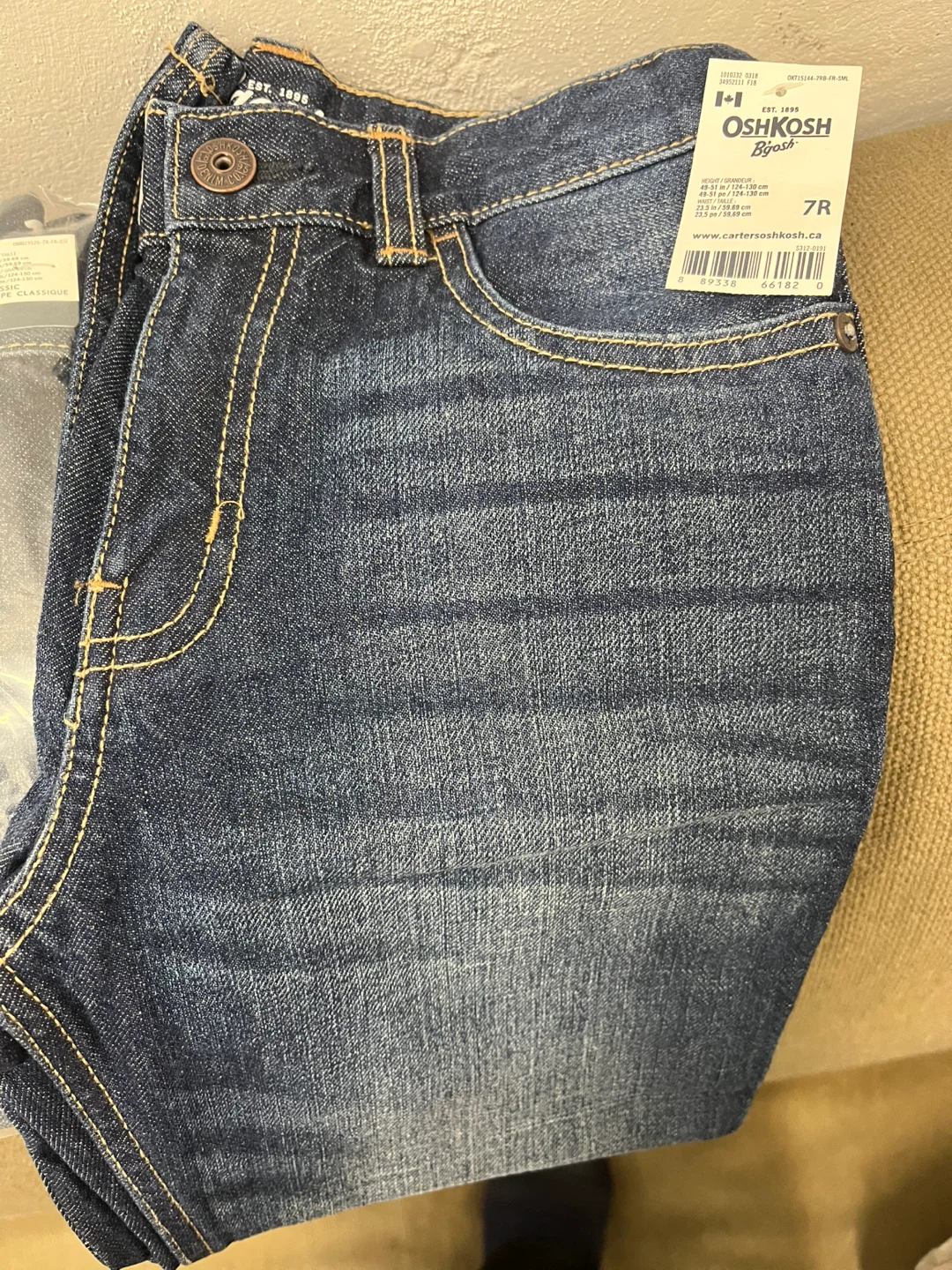 New OshKosh B'gosh Boys Jeans Size 7R (two pairs) - photo 2