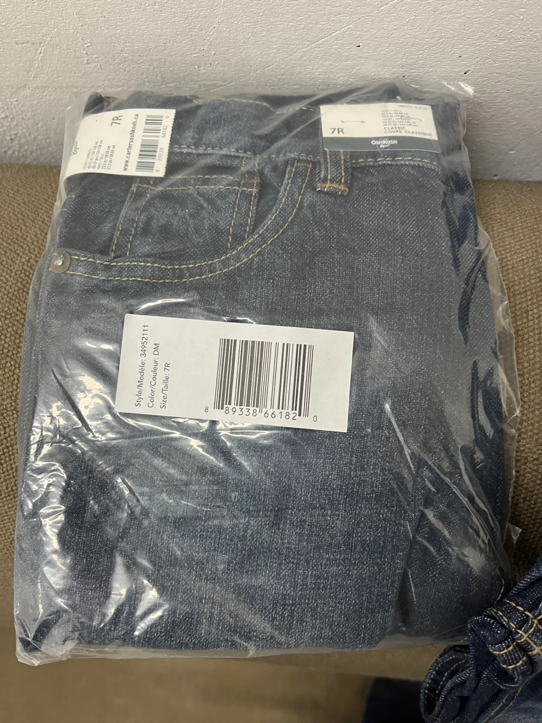 New OshKosh B'gosh Boys Jeans Size 7R (two pairs) - photo 3