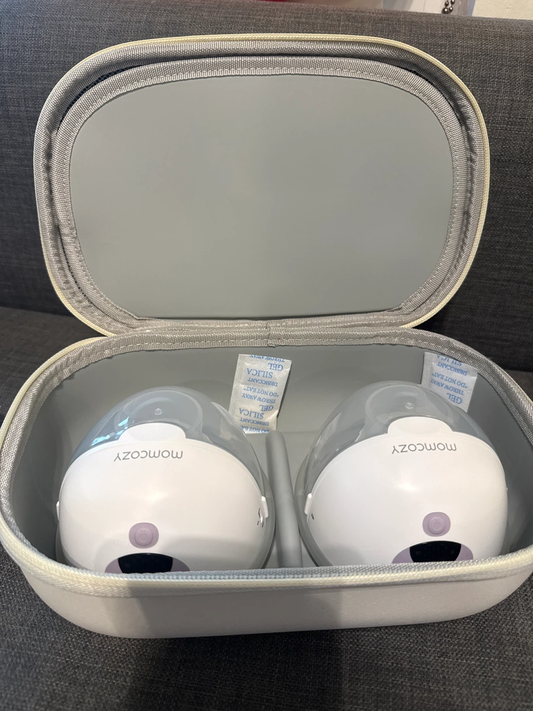 Momcozy Wearable Breast Pumps with Case - photo 2