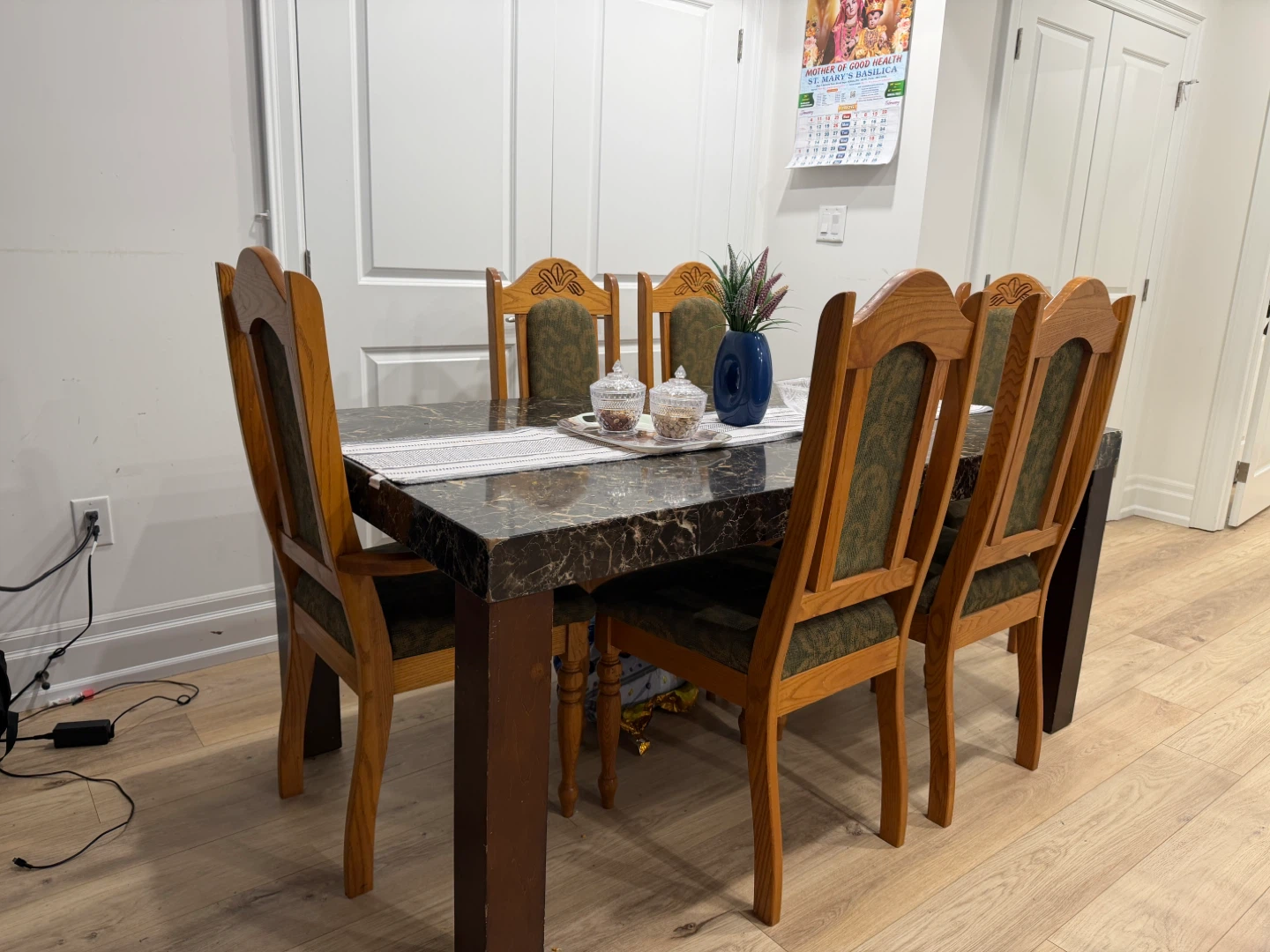 Marble Top wooden Dining Table with 6 Chairs - photo 5
