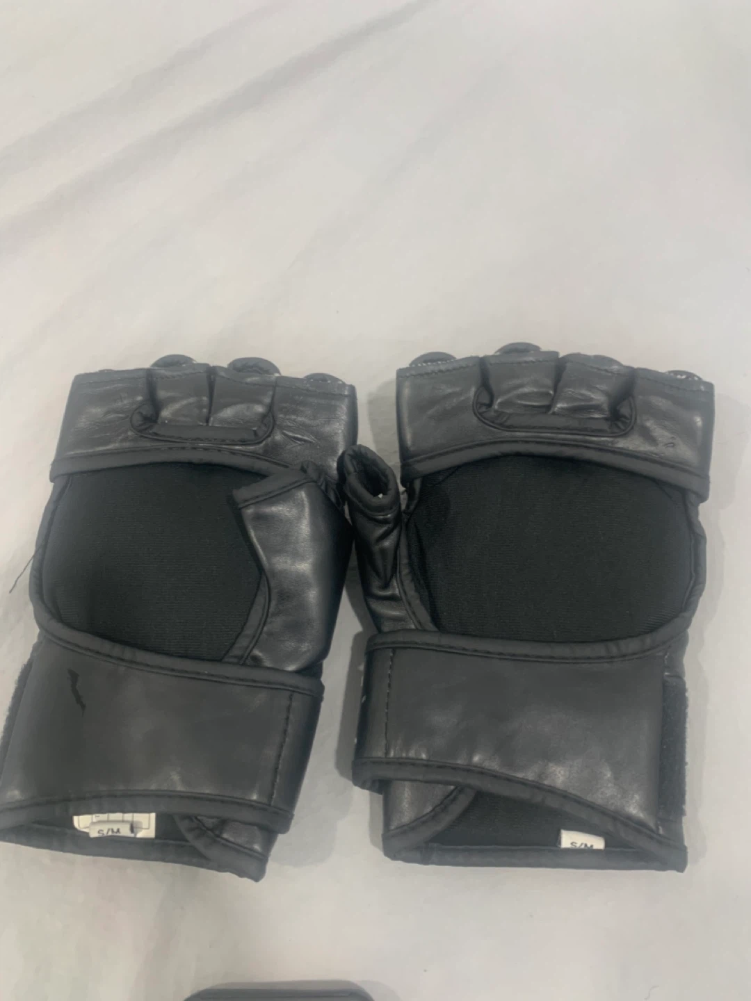 Everlast MMA Gloves Size S/M - photo 2
