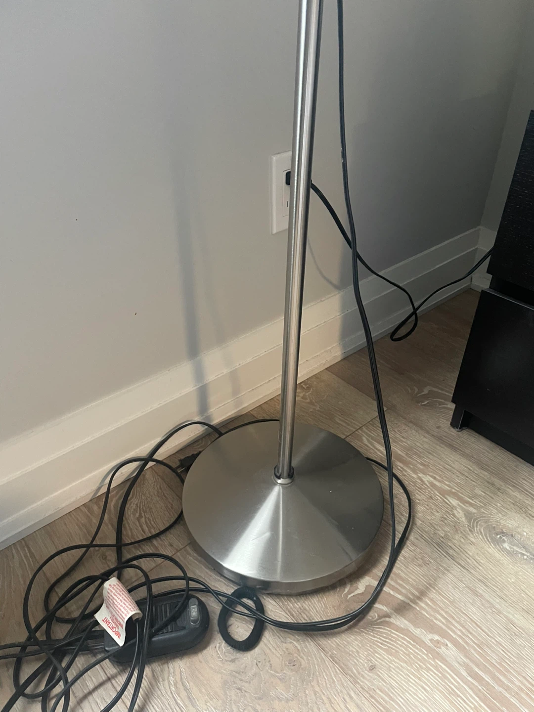 🥕Brushed Nickel Floor Lamp with Foot Switch - photo 2