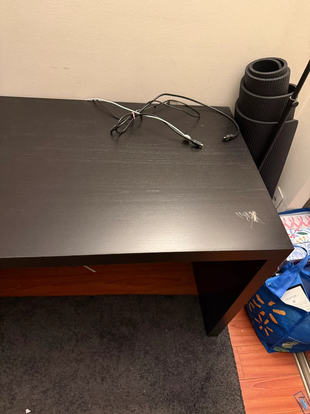 IKEA MALM study table - photo 3