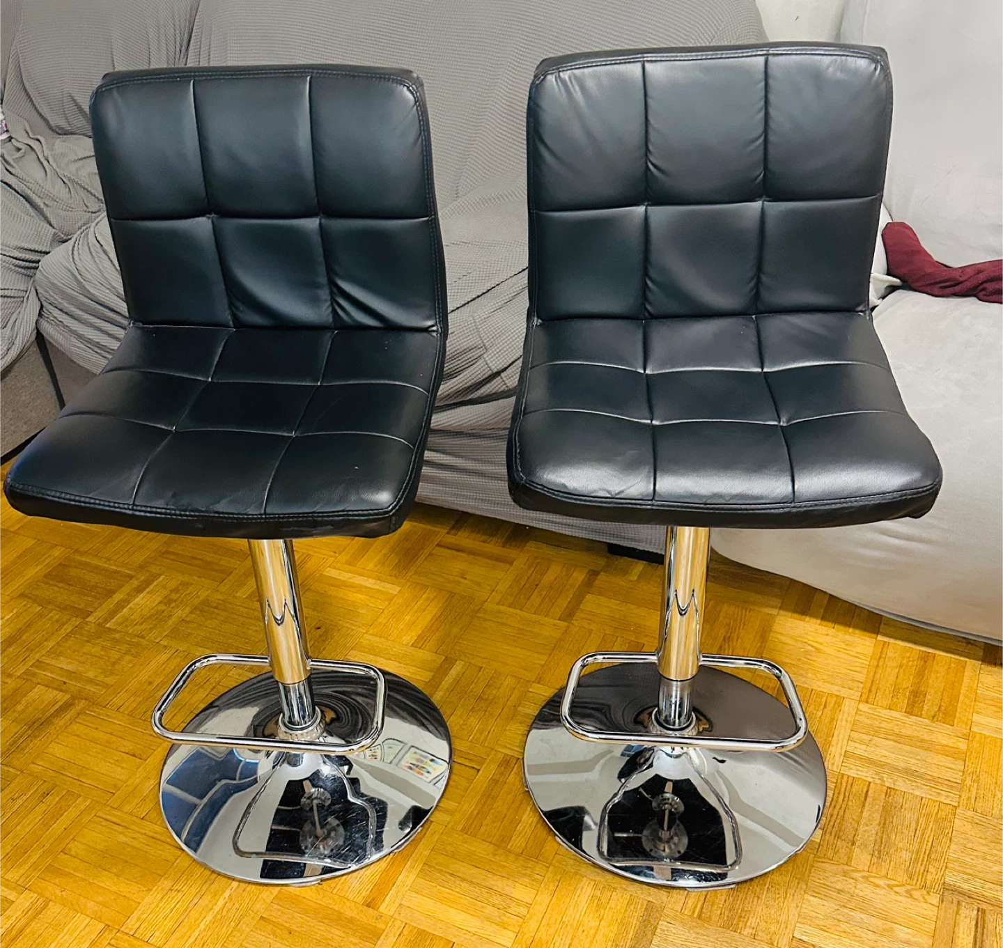 Set of 2 bar chairs