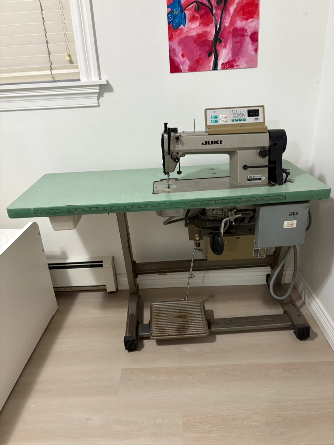JUKI DDL-5550-6 Industrial Sewing Machine
