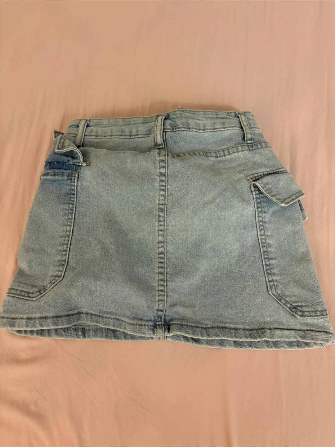 2xs kids LLight Wash Denim Cargo Mini Skirt - photo 2