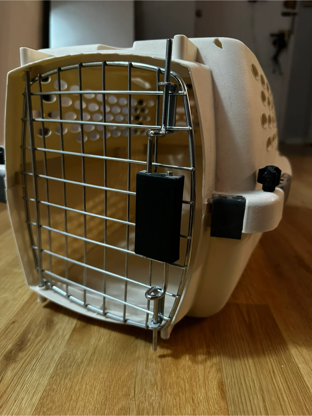 19" Pet Carrier for up to 10 lbs - photo 3
