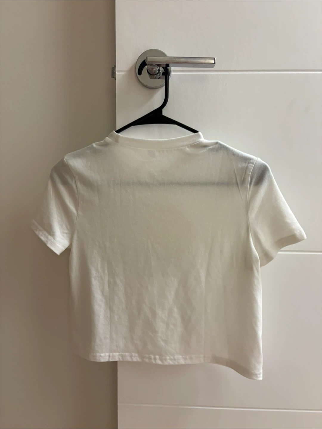 XS White Cropped T-Shirt with Bunny Heart Graphic - photo 2