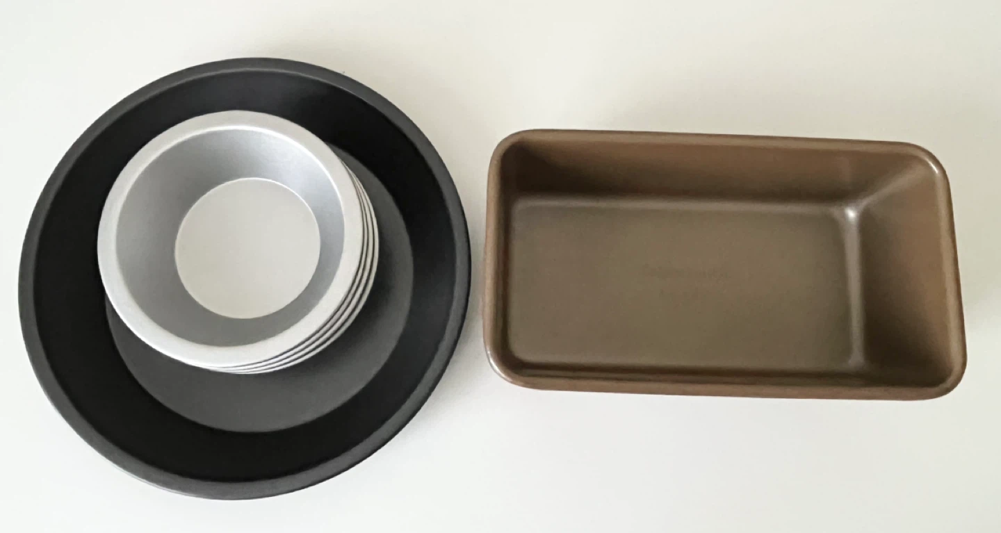 Baking Pan Set - Round Pie Pans & Loaf Pan