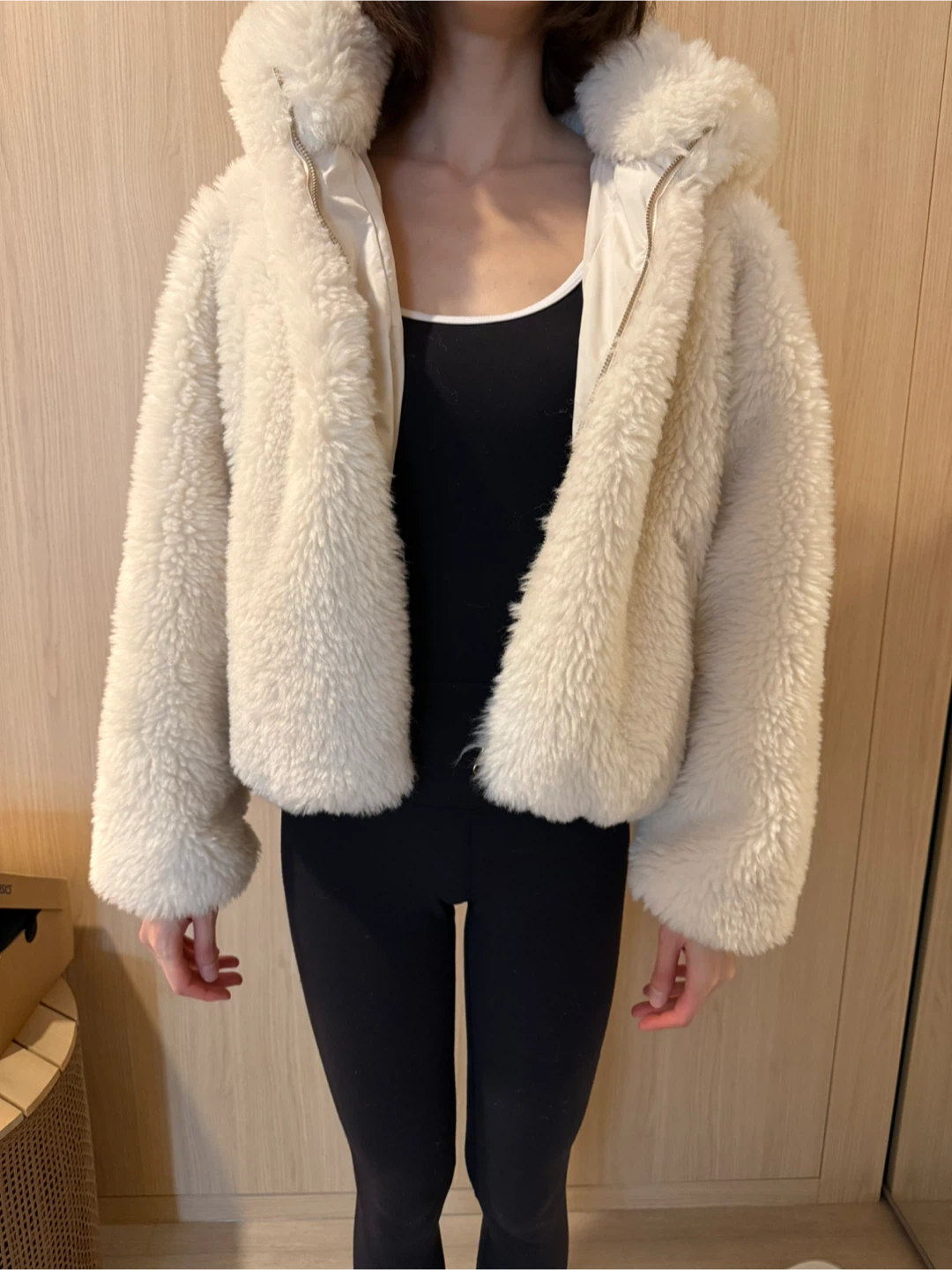 Zara brand new Cream Insulated Sherpa Jacket - photo 4
