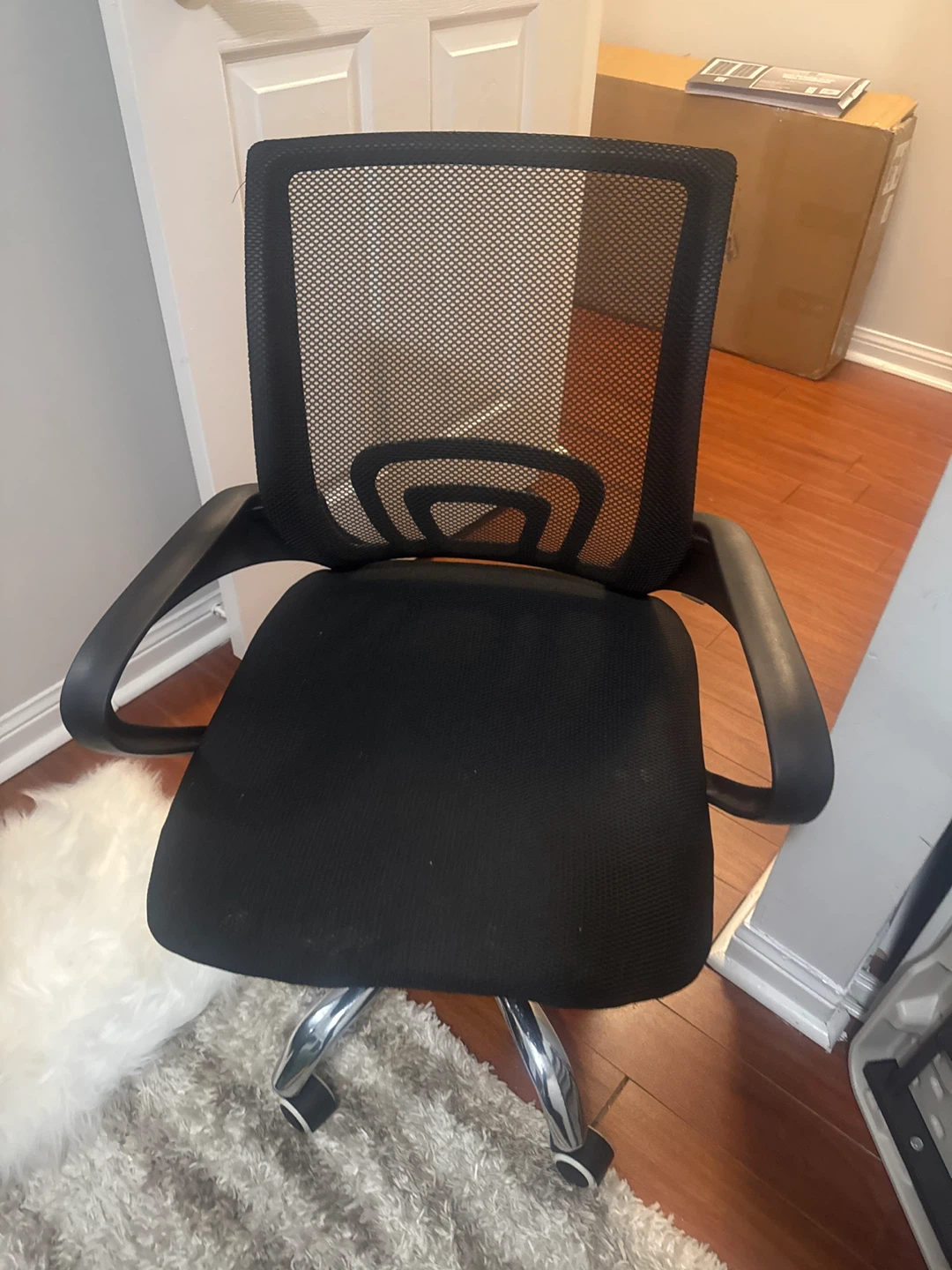 Black Mesh Office Chair