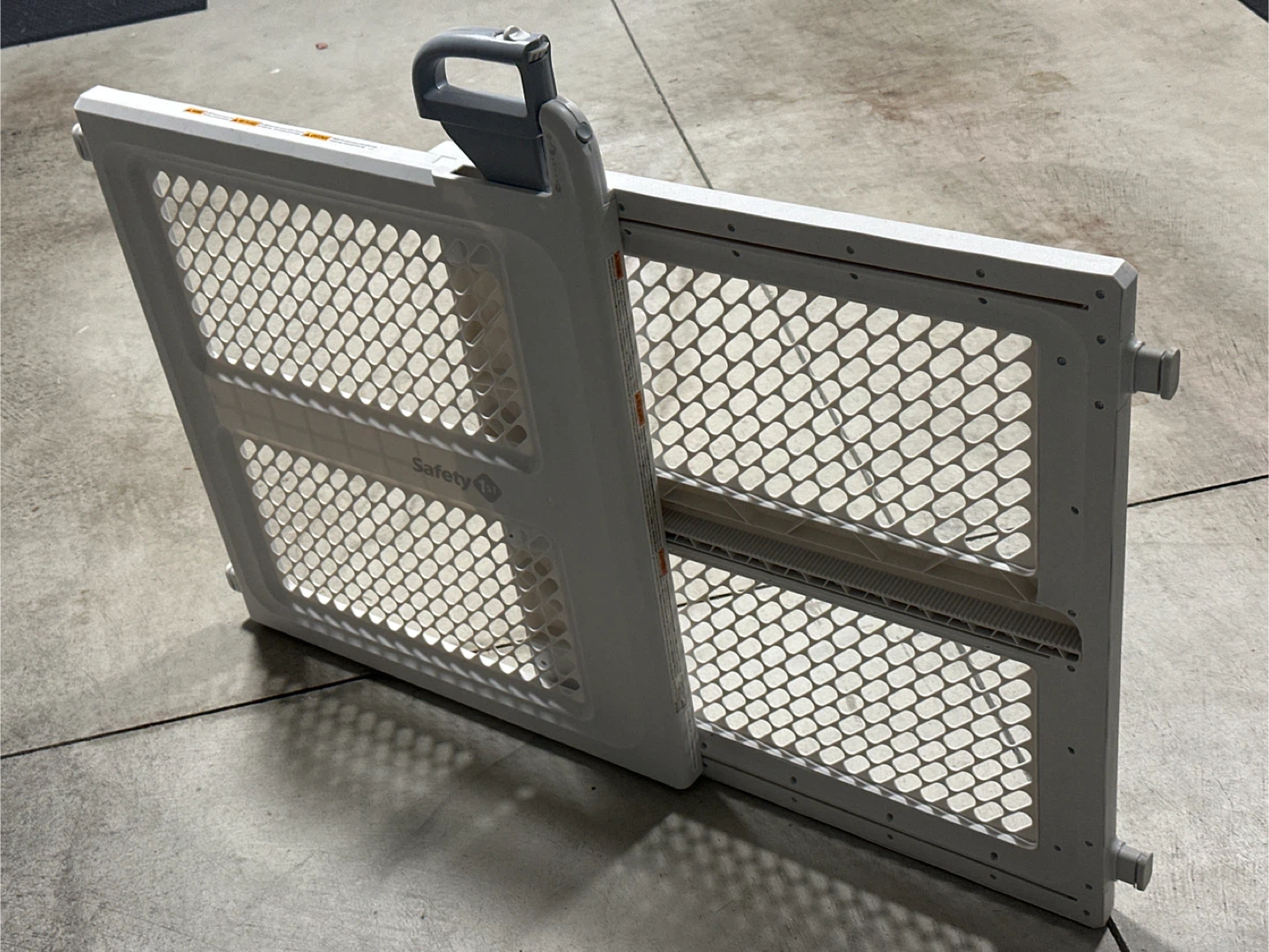 Safety 1st White Plastic Baby Gate Panel - photo 3