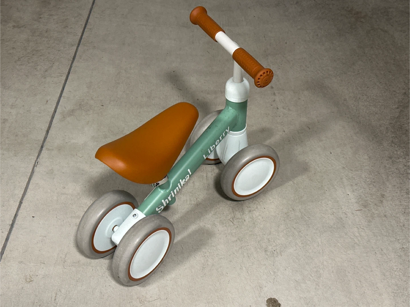 Libery Shrinkal Balance Bike - Green & Brown - photo 2