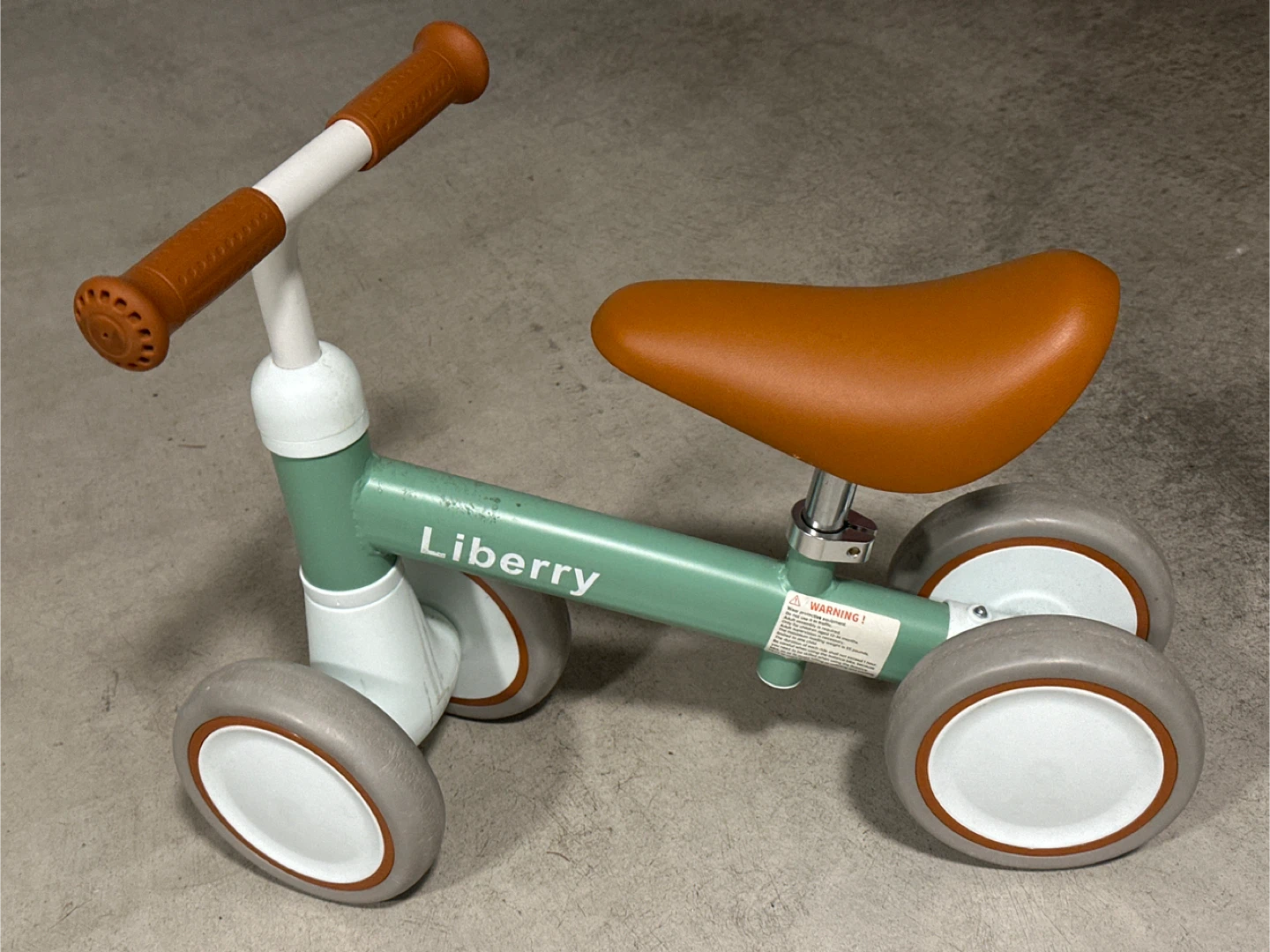 Libery Shrinkal Balance Bike - Green & Brown