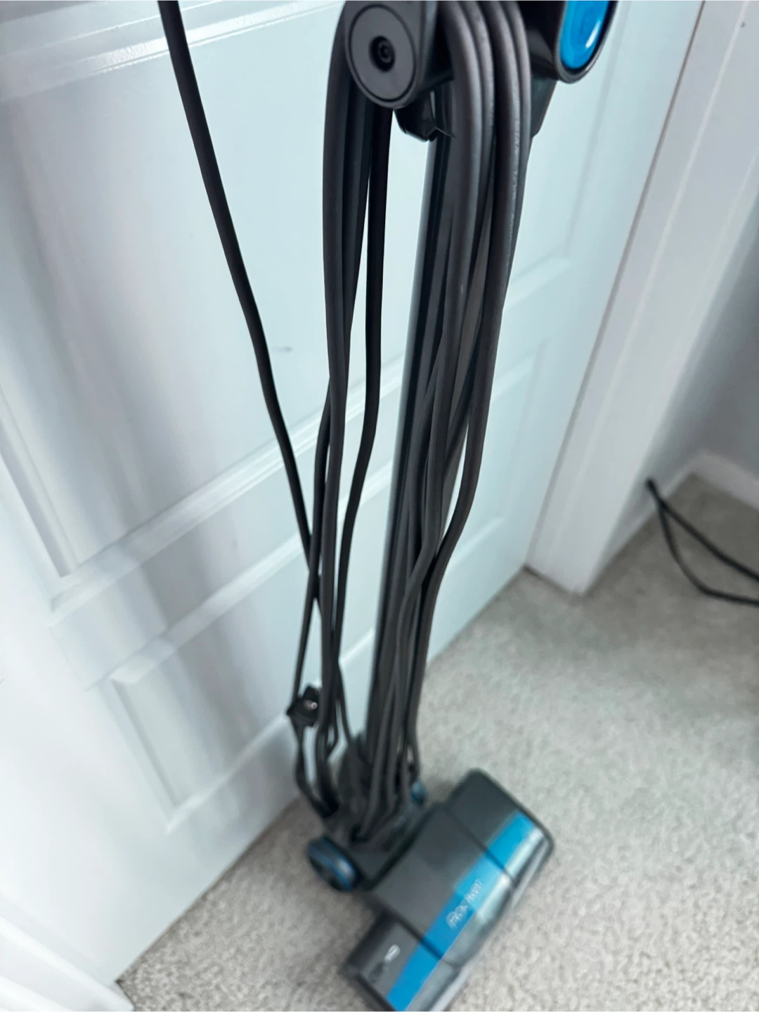 Shark Rocket Vacuum Cleaner - photo 3