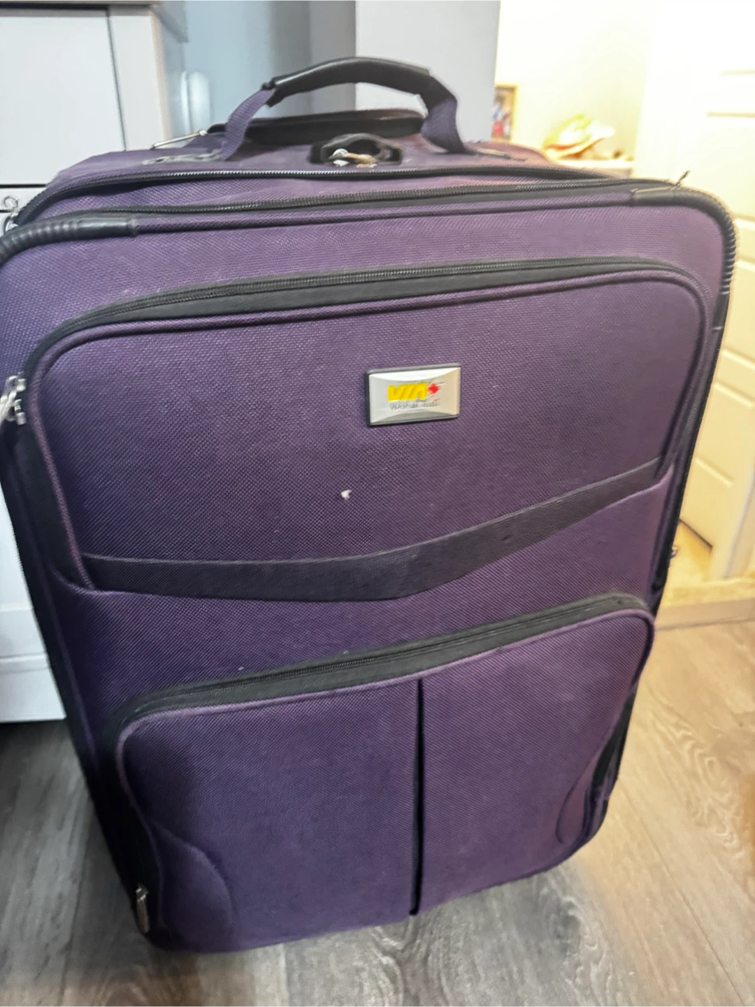 Suitcase $30 each - photo 2