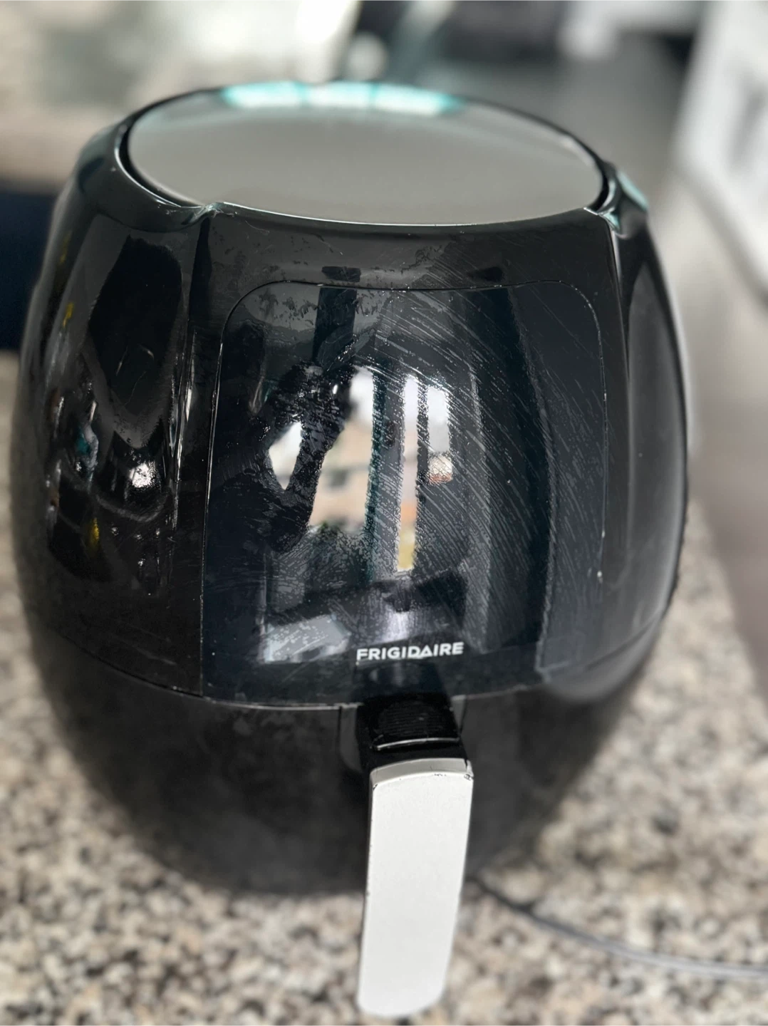 Frigidaire Air Fryer - photo 5
