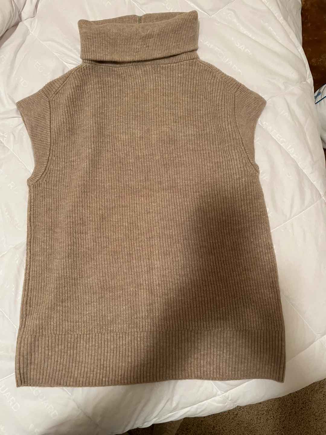 Brand new RW&CO. Sleeveless Knit Vest with Zipper - photo 4