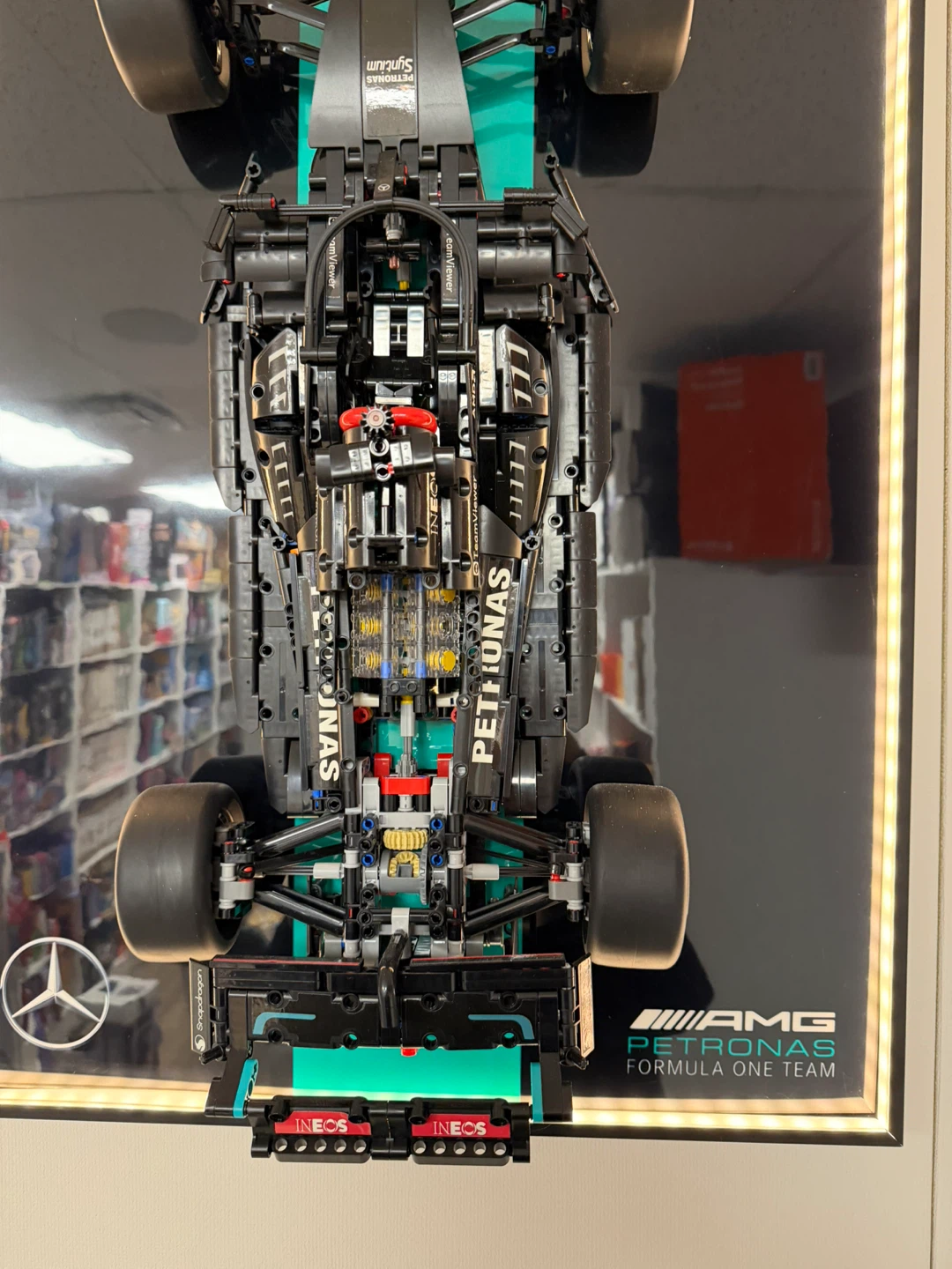 Technic Mercedes-AMG Petronas Formula One Car Set - photo 3