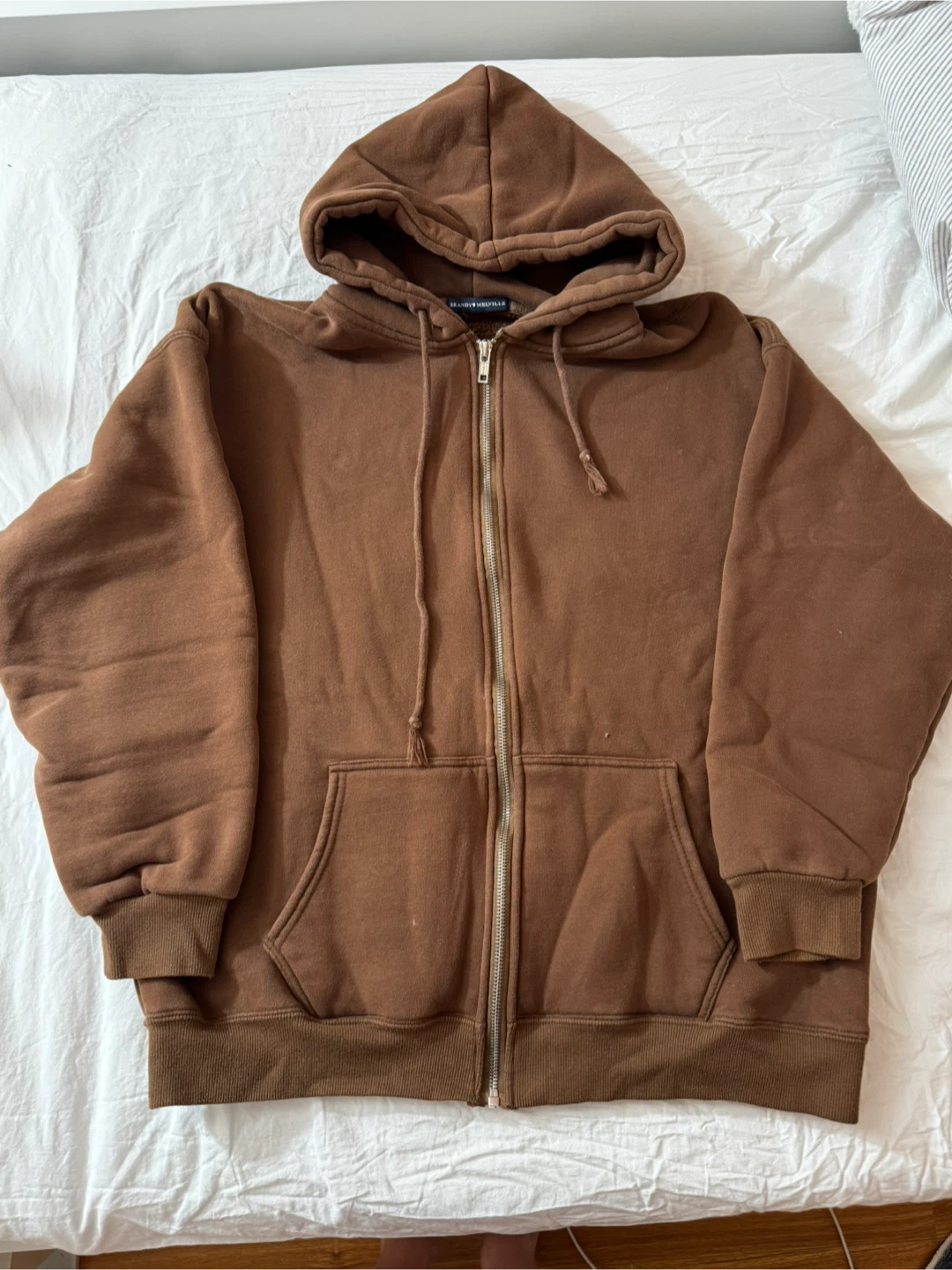 Brandy Melville "Malibu California" Zip-Up Hoodie - photo 2