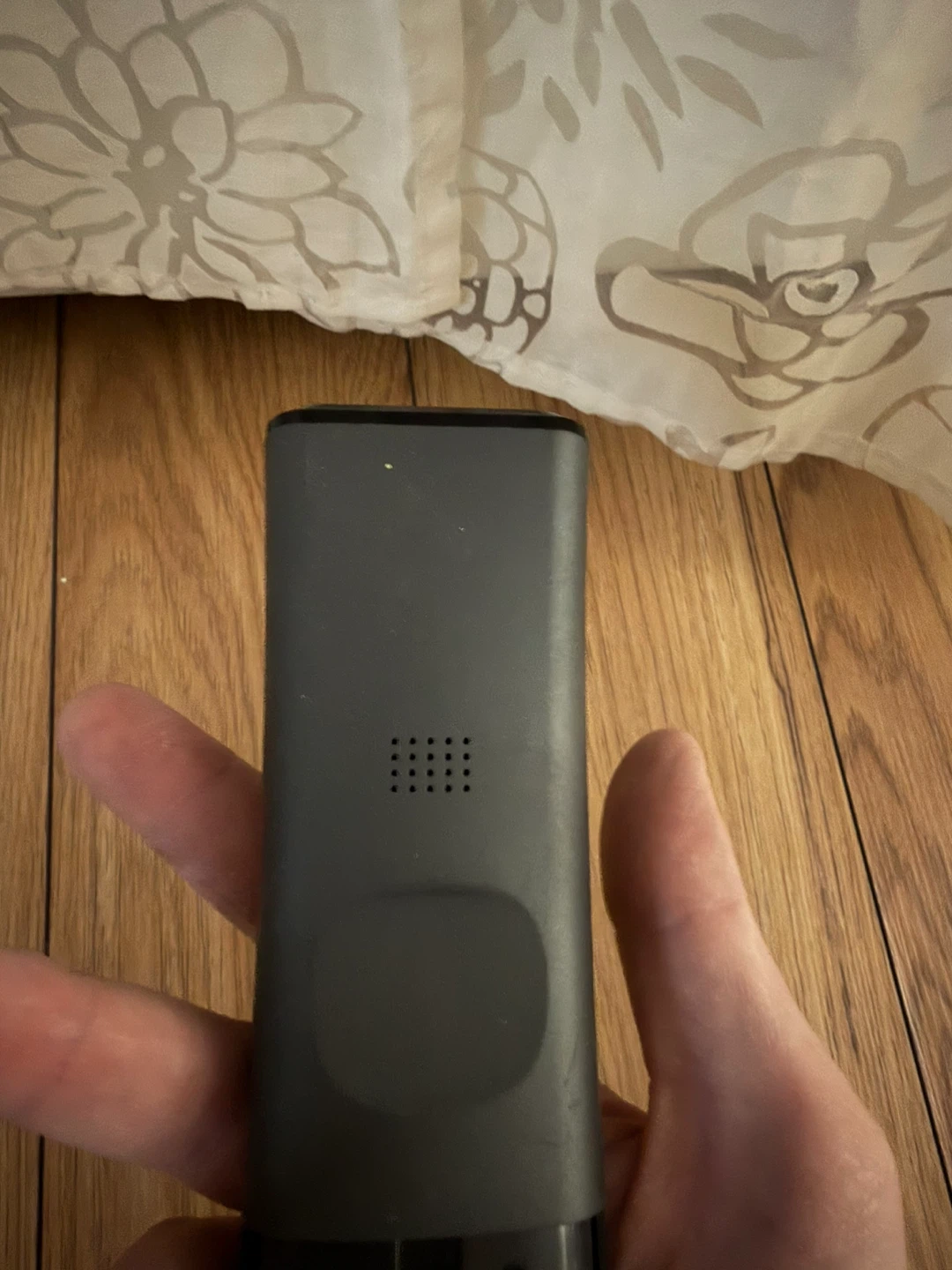 Shaw XR11 Backlit Voice Remote  (IR & RF) - photo 3
