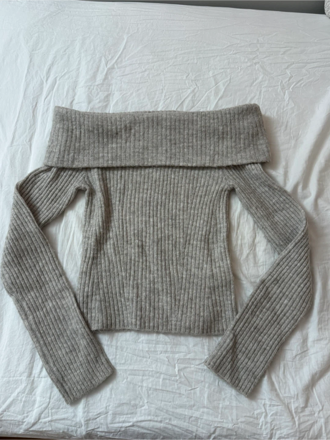 H&M Off-the-Shoulder Ribbed Sweater - Grey, XS