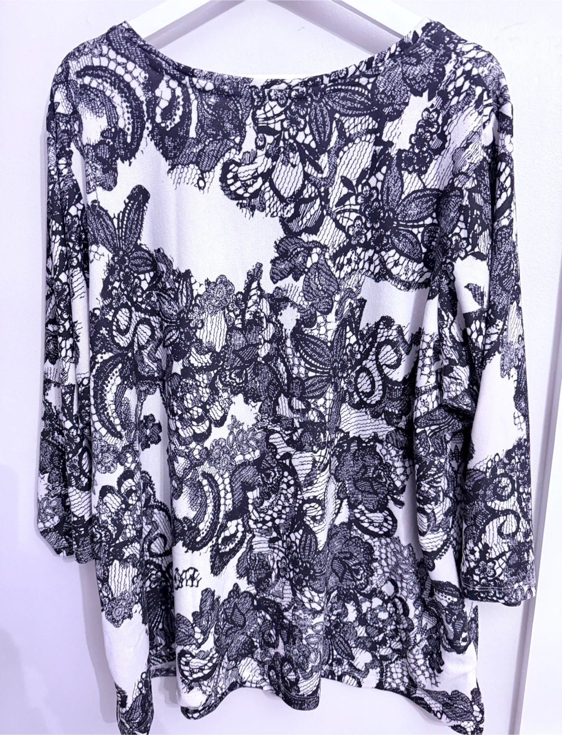 Alia Women's 3X Black and White Lace Print Top - photo 2