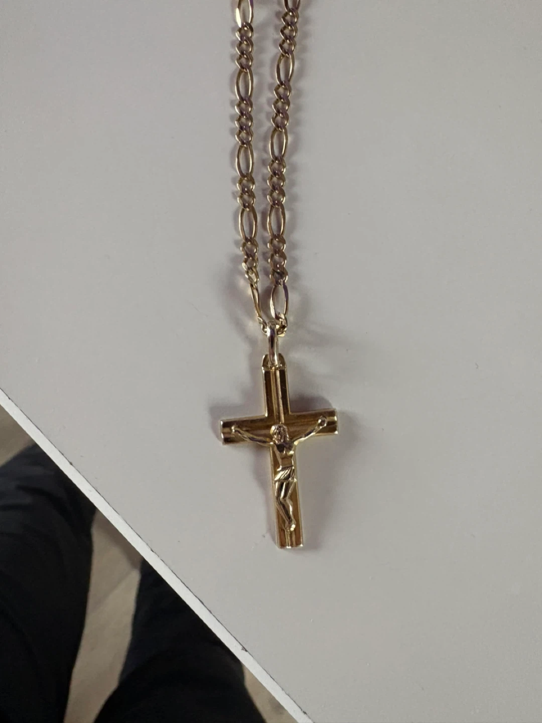 10K Gold Crucifix Necklace