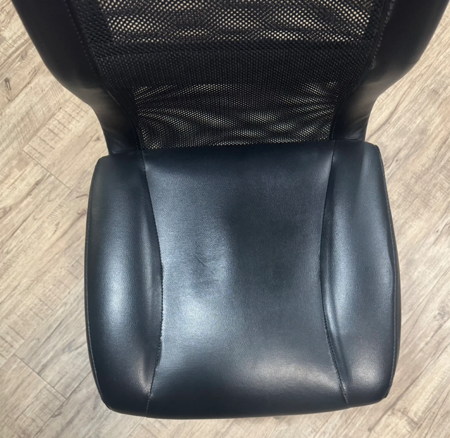 Black mesh back office chair - photo 2