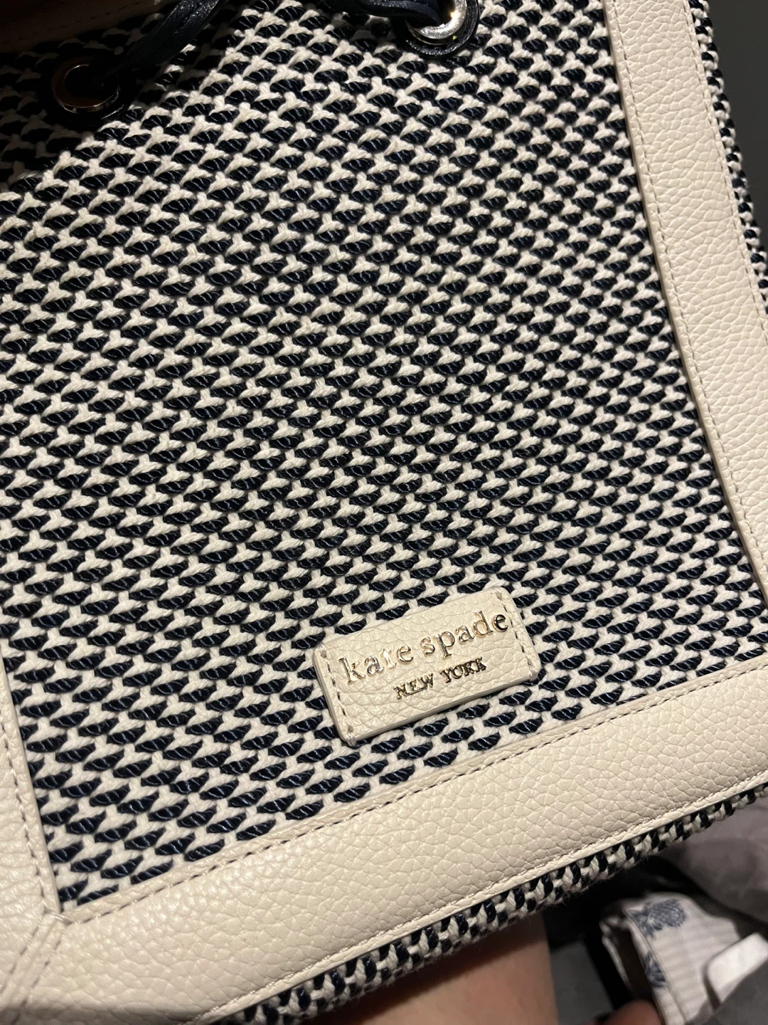Kate Spade Bucket Bag - photo 2