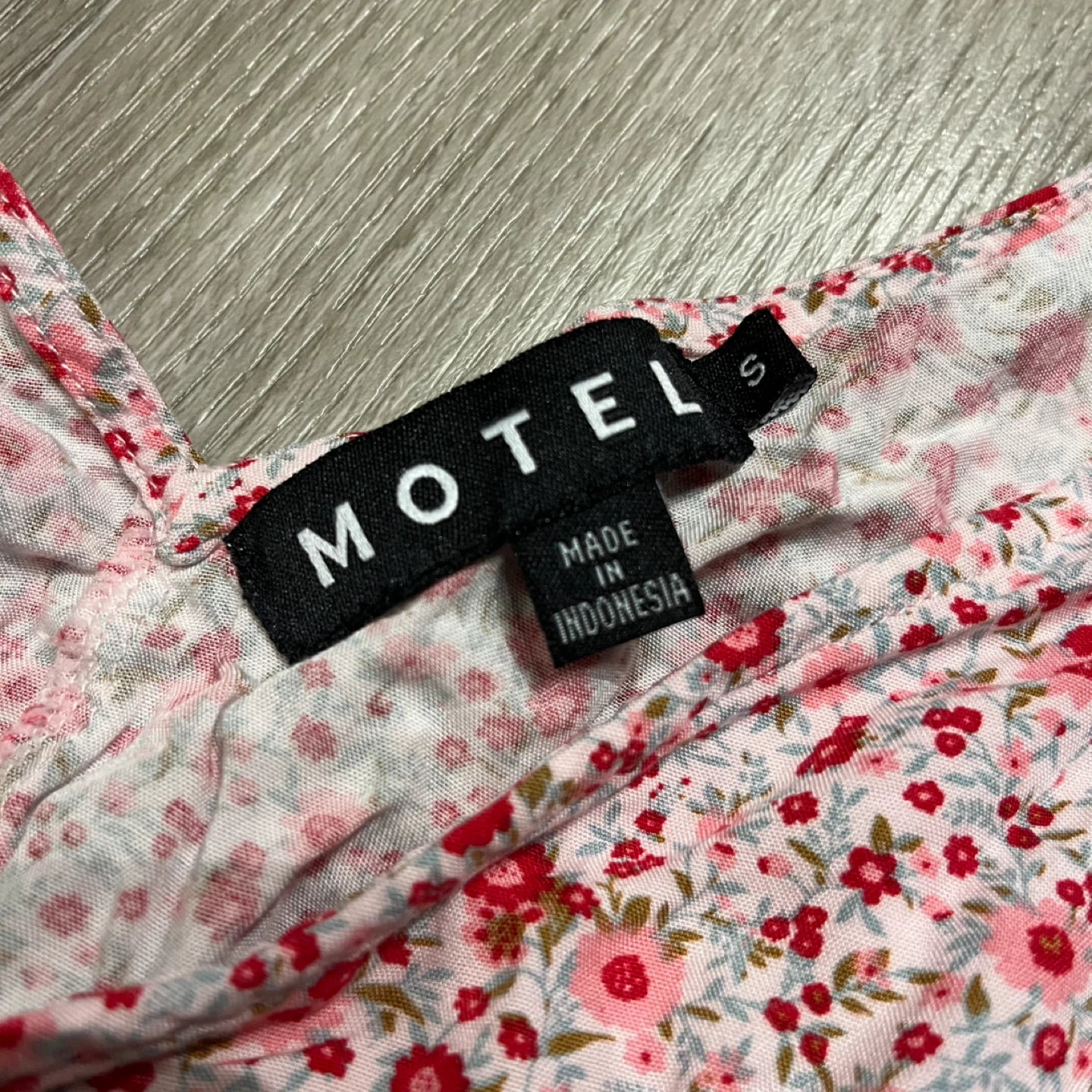 MOTEL floral tie-front crop top - Size S - photo 2