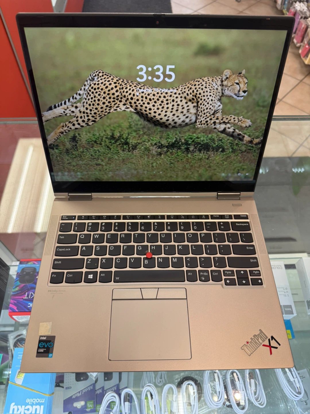 Lenova Thinkpad X1 Yoga 11th GEN - photo 2