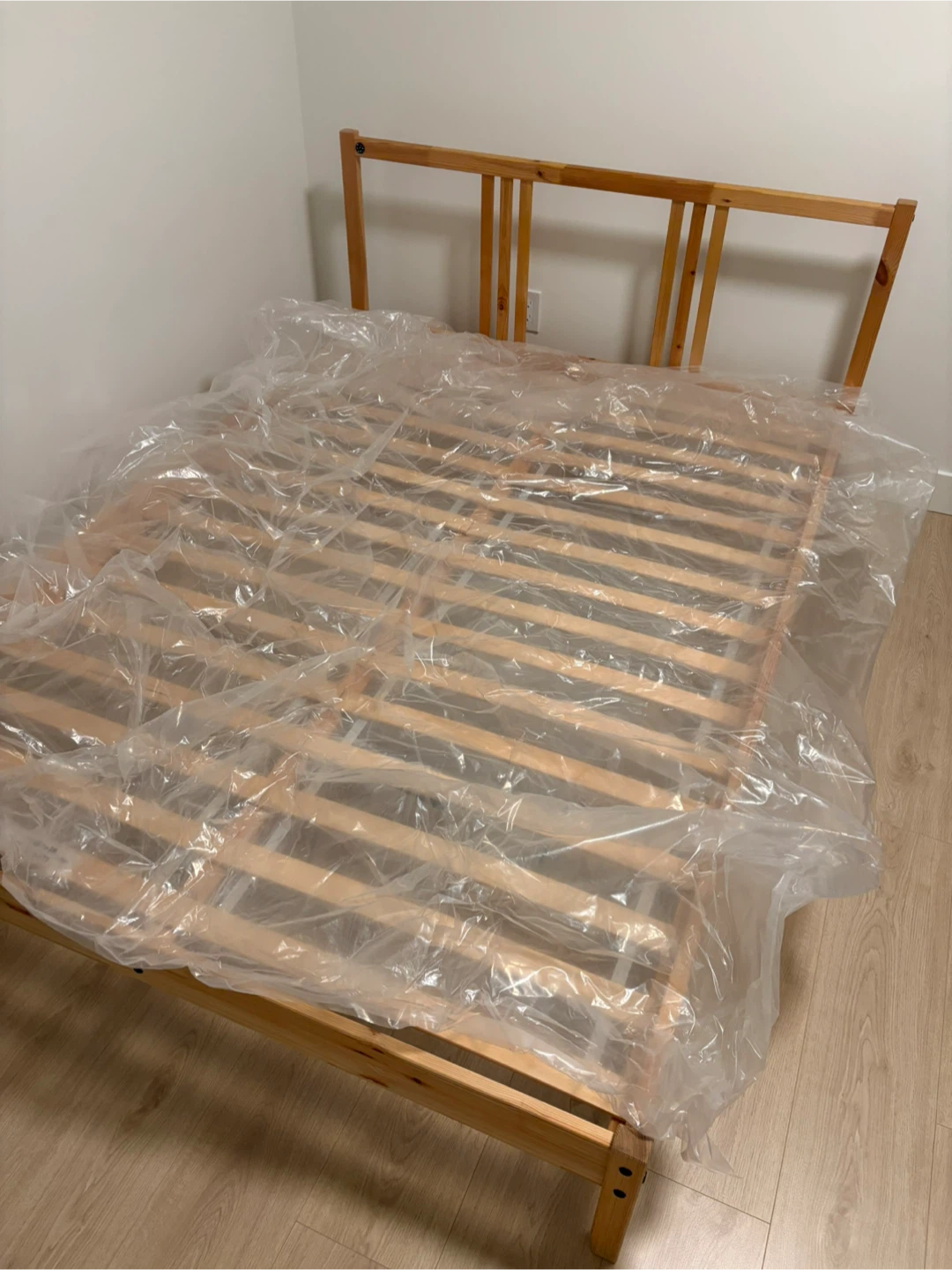 [FREE / Must go by Feb 25] IKEA Queen Bed Frame & Mattress - photo 4