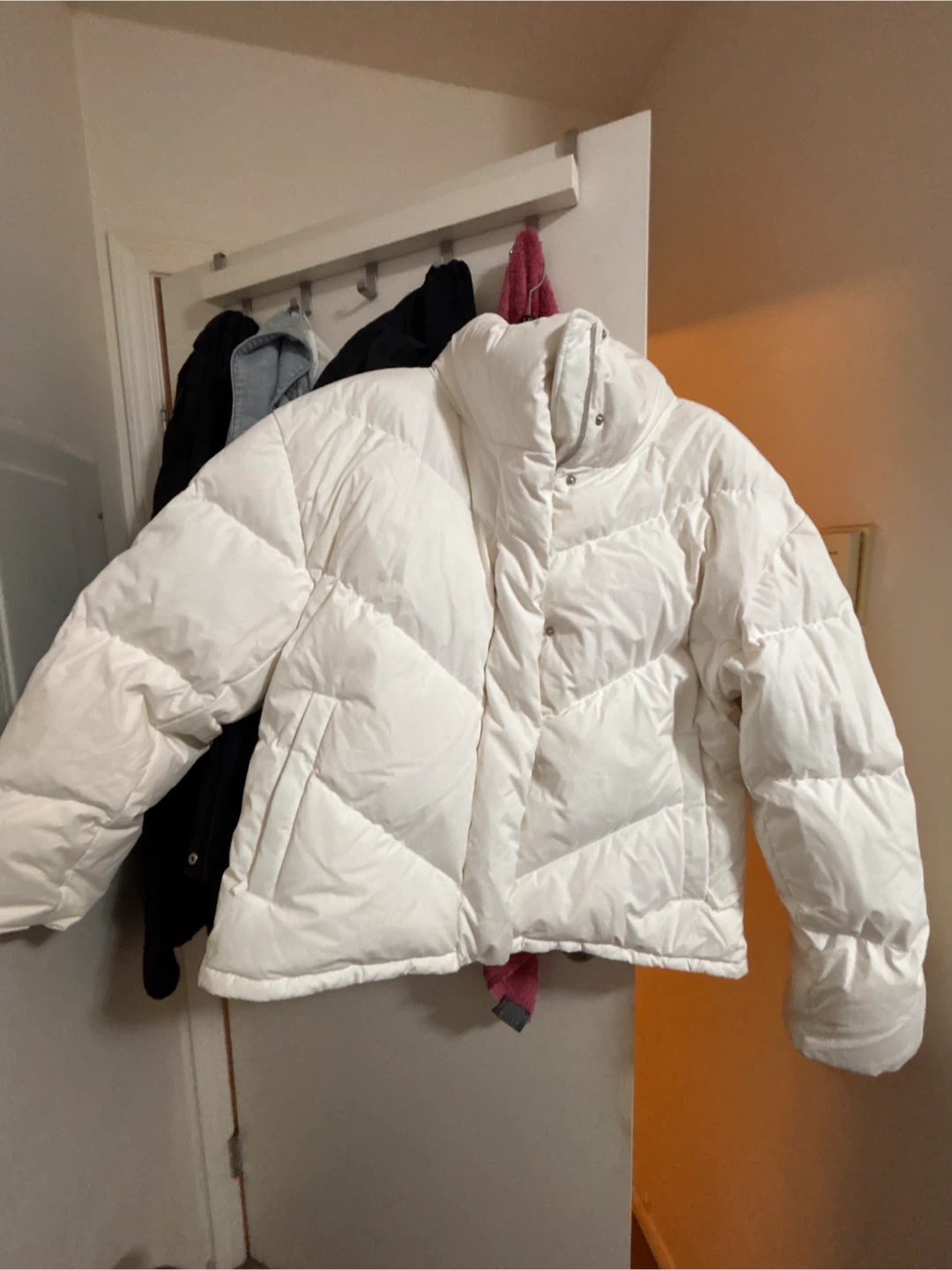 Wilfred The Cloud Puff Puffer Jacket - White