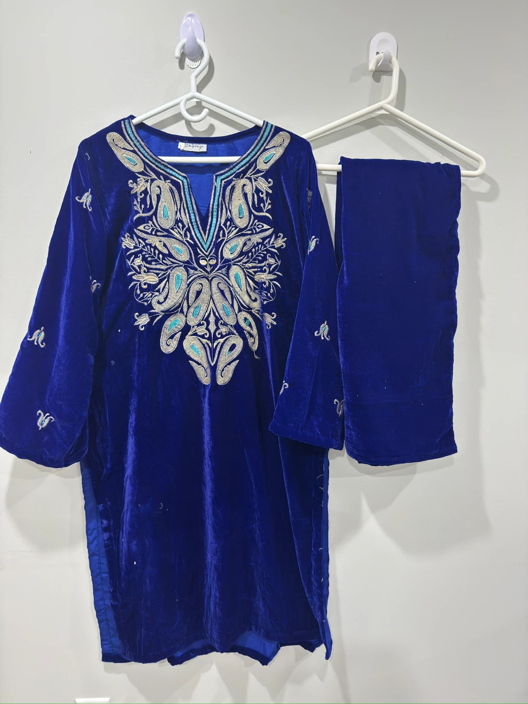 Velvet dress - photo 2