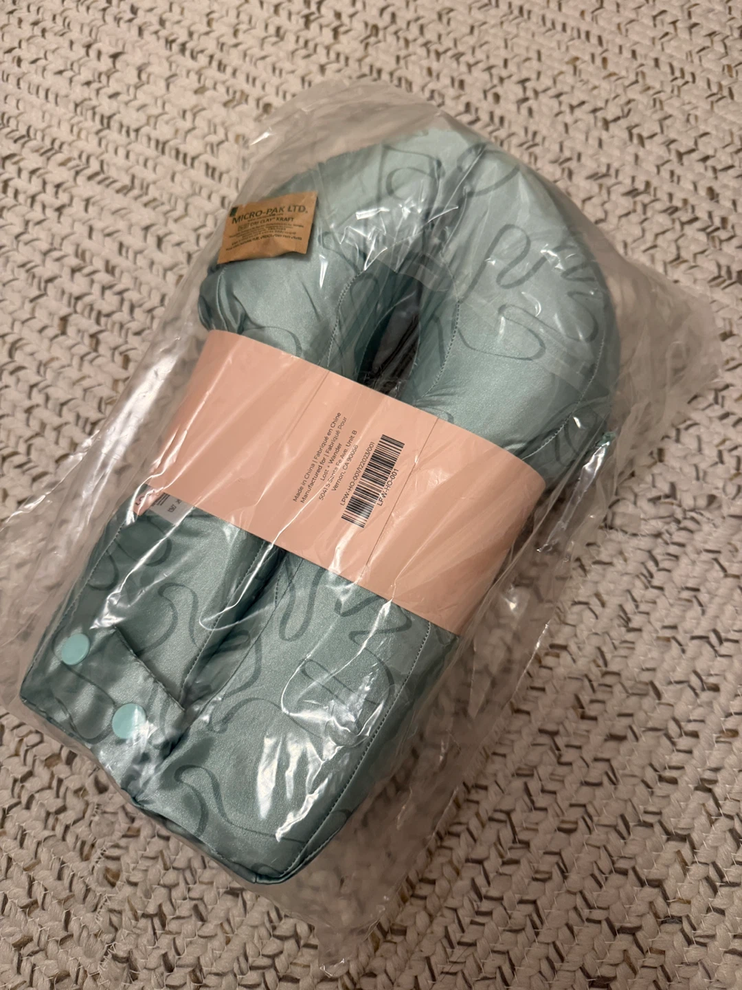 Lost + Wander Travel Neck Pillow - photo 2