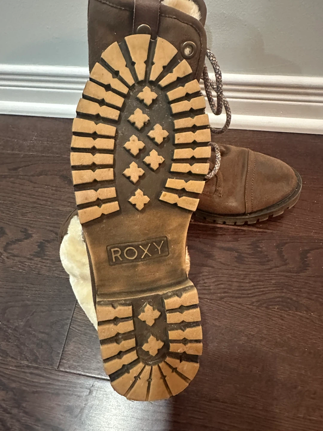 Roxy Women's Brown Faux Fur Lined Boots - photo 2