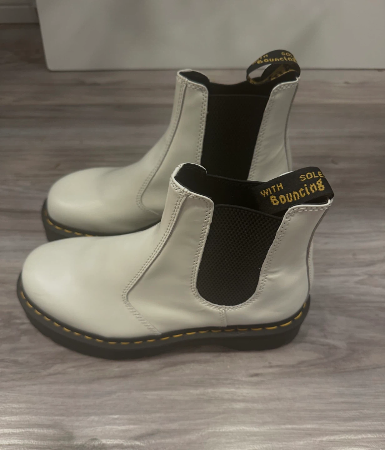 Dr. Martens White Leather Chelsea Boots Platform - photo 2