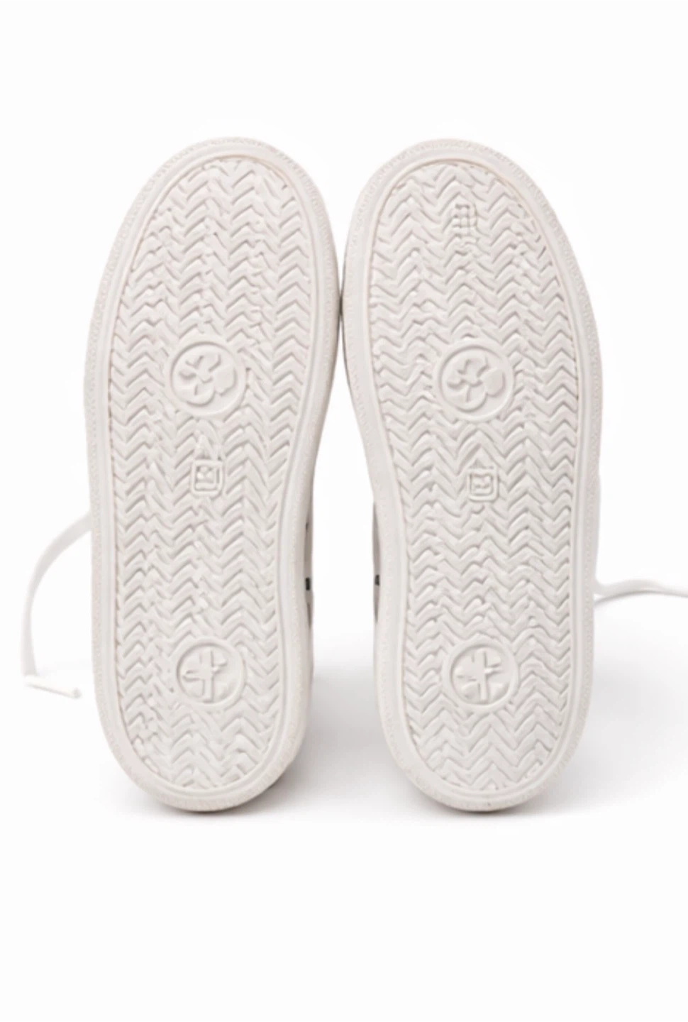 Off White sneakers - photo 4