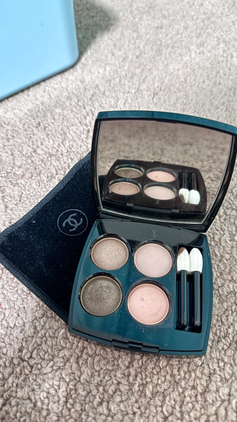 Chanel Les 4 Ombres Multi-Effect Quad Eyeshadow 352 Elemental